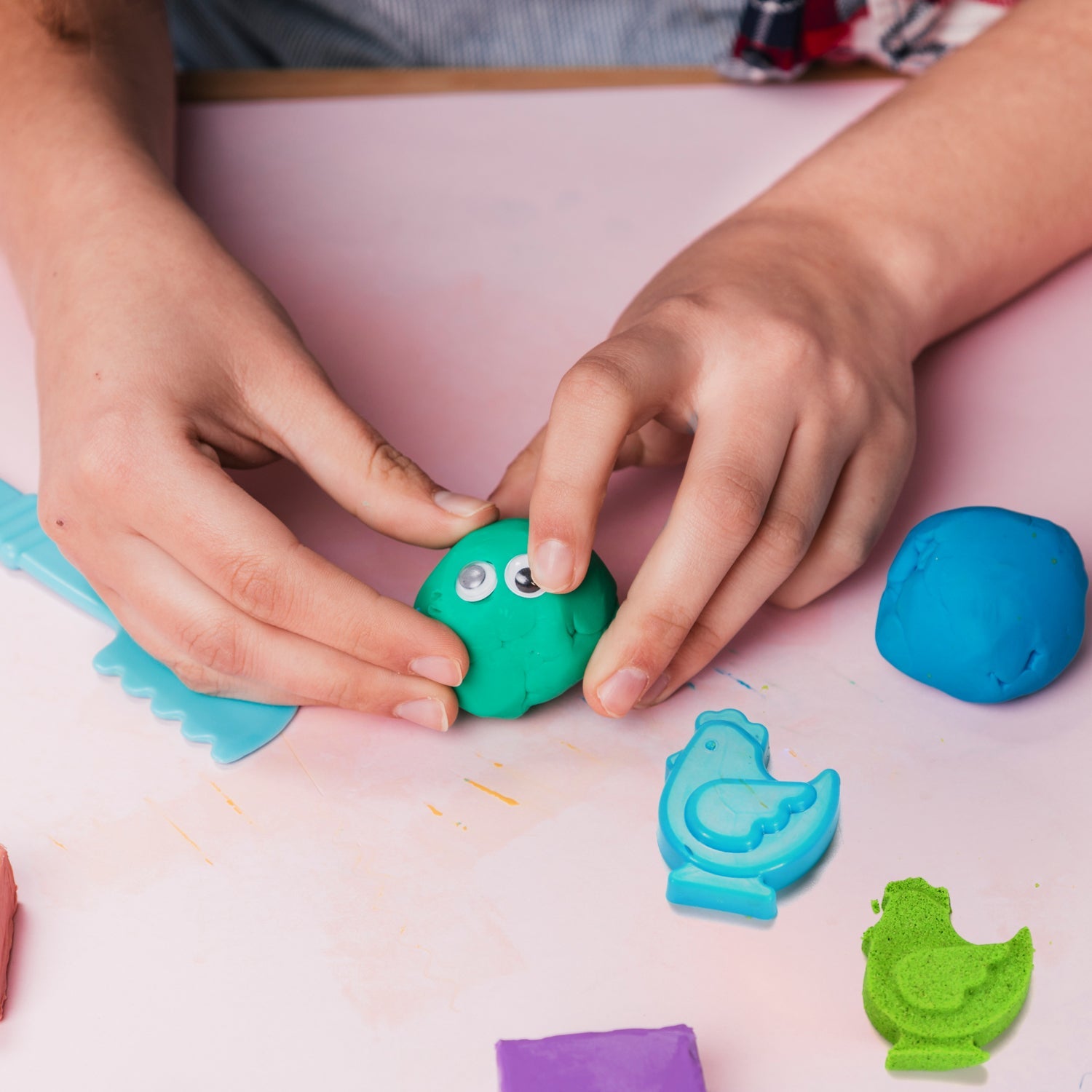 1960 Creative Sand for Kids – Natural Kinetic Sand Kit for Kids Activity Toys | Soft Sand Clay DeoDap 1960 Creative Sand for Kids – Natural Kinetic Sand Kit for Kids Activity Toys | Soft Sand Clay DeoDap